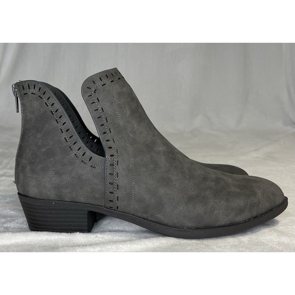 Just Fab Tommi Size 11 Gray Bootie Laser Cut Ankle Boots Rear Zipper NEW